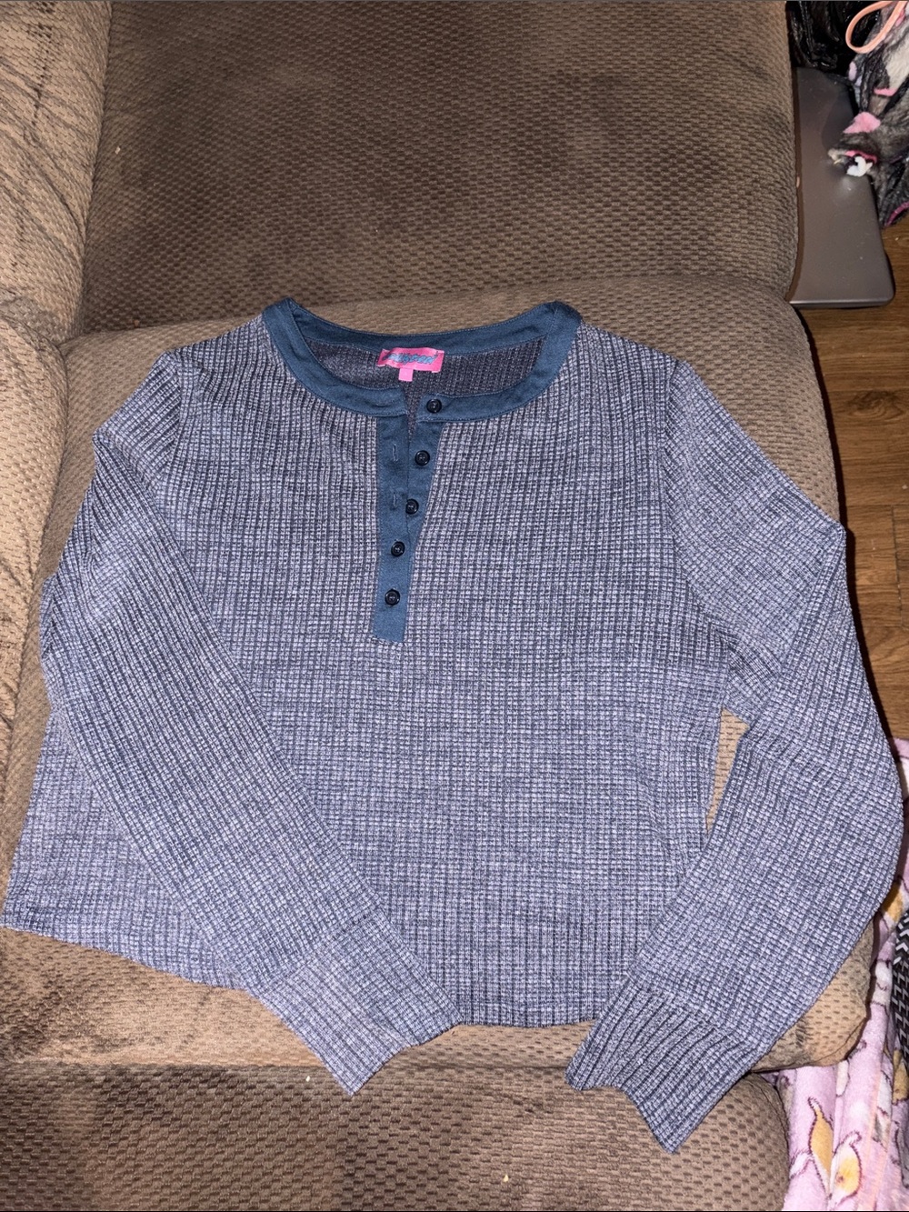Edikted Heathered Blue Ribbed Henley